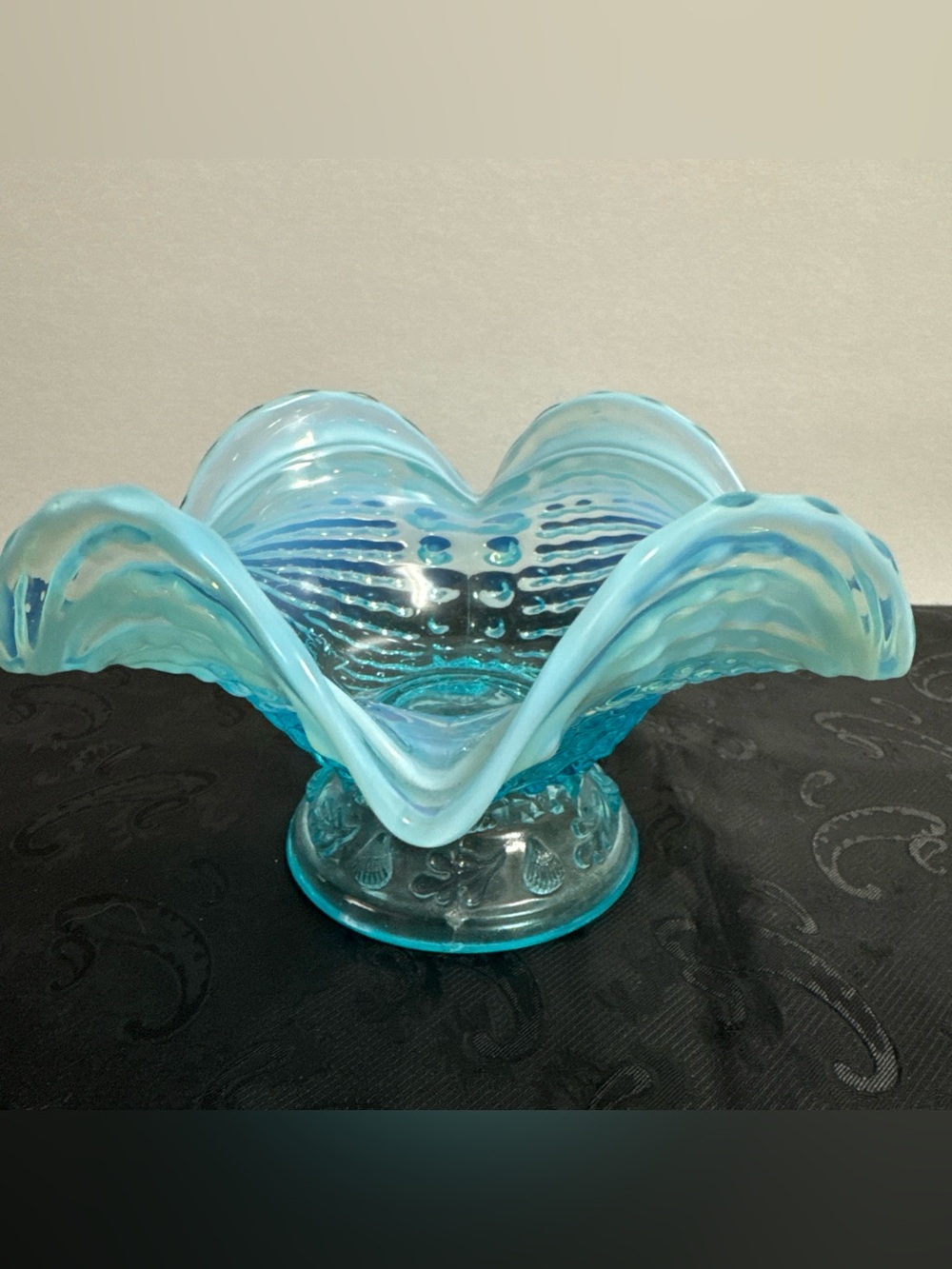 Antique Northwood Argonaut Shell Nautilus Blue Opalescent Ruffled Bowl